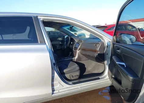 2015 Toyota Camry Xle V6 z USA, uszkodzony, nr VIN 4T1BK1FK1FU567543